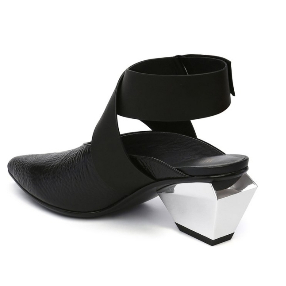 BNIB black mirror heel leather slingbacks